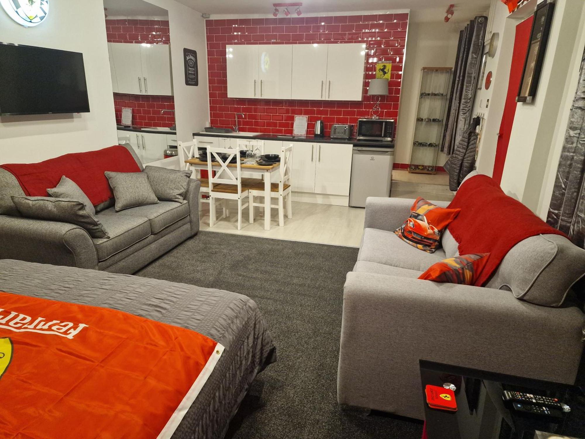 Joiners Arms - Studio Apartments Маркет-Дрейтон Екстер'єр фото