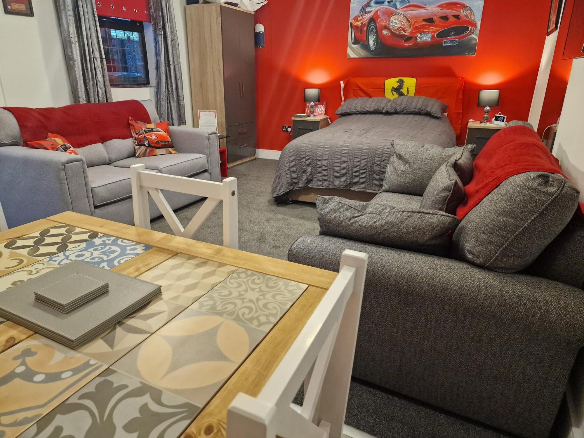 Joiners Arms - Studio Apartments Маркет-Дрейтон Екстер'єр фото